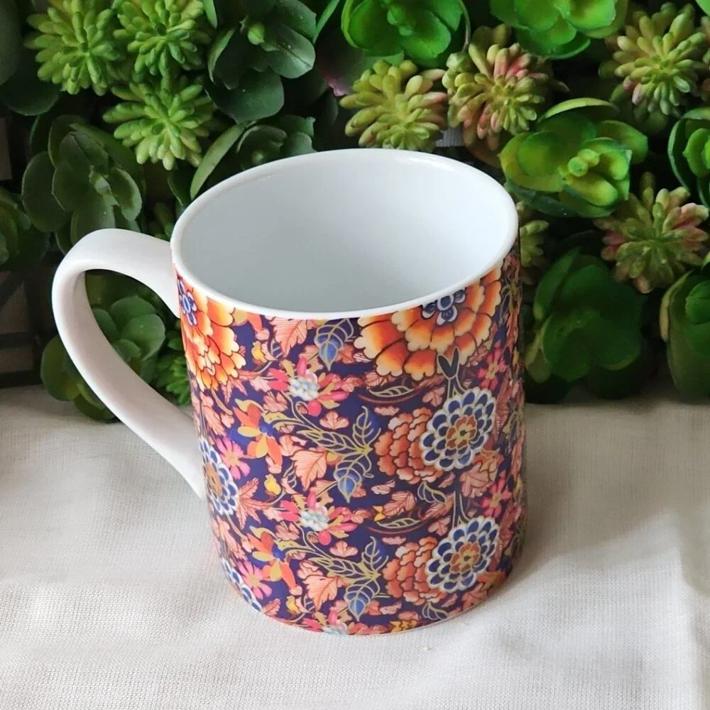 New Williams Sonoma California Porcelain floral Tea Cup / Coffee Mug